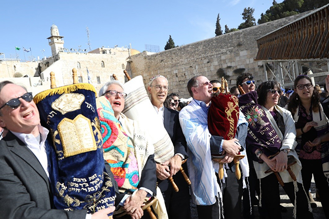 North American Reform leaders at the Kotel